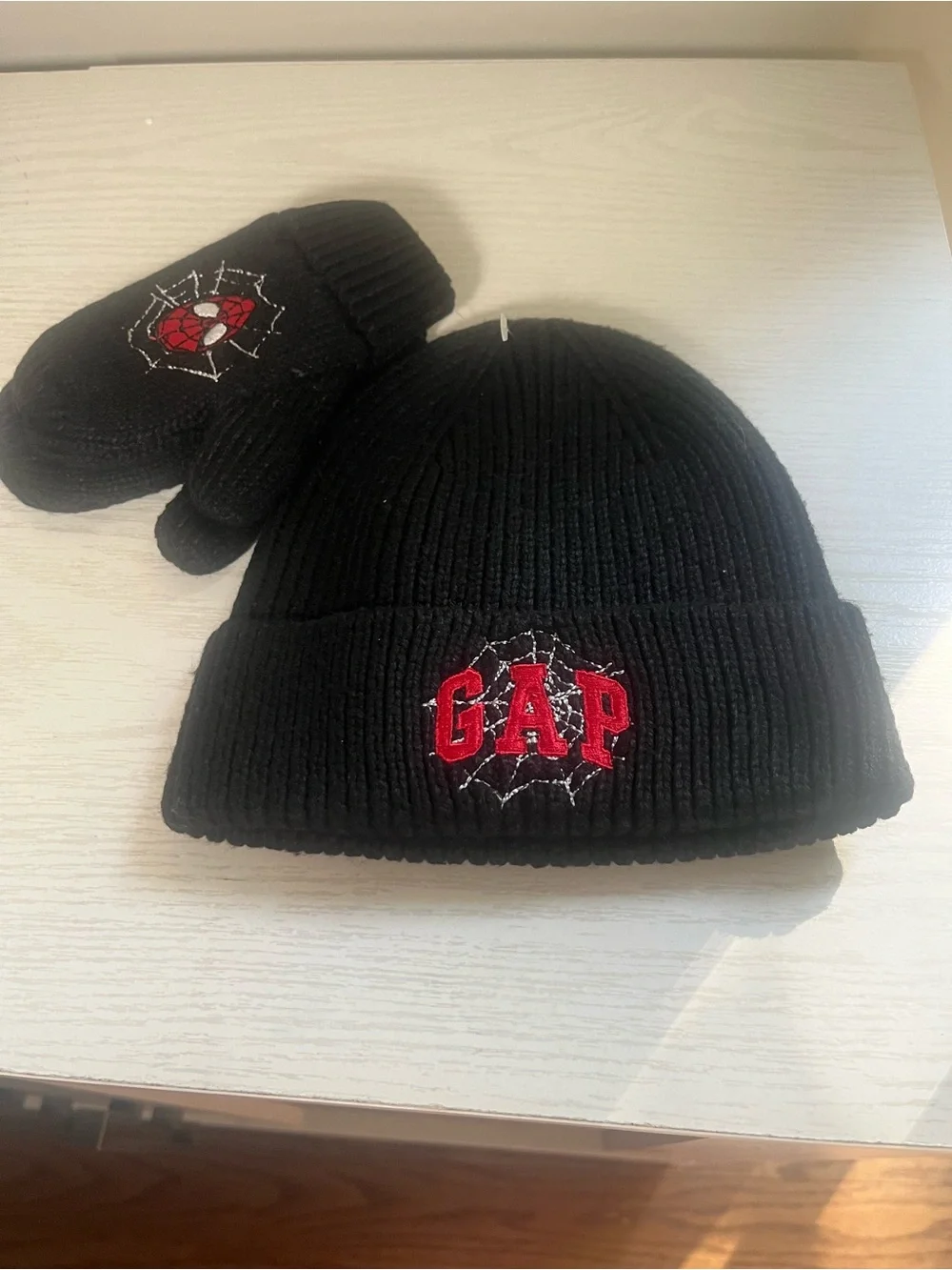 GAP Black Knit Beanie with Red Logo and Spiderweb Detail
